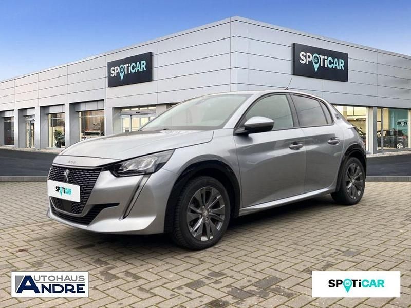Grau Gebraucht 2021 Peugeot e-208 Allure Kleinwagen | 13.990 € (Guter Preis) - Bild 1/4