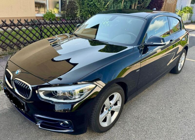 Schwarz Gebraucht 2015 BMW 116 Sport Line Kleinwagen | 10.900 € (Guter Preis) - Bild 1/4