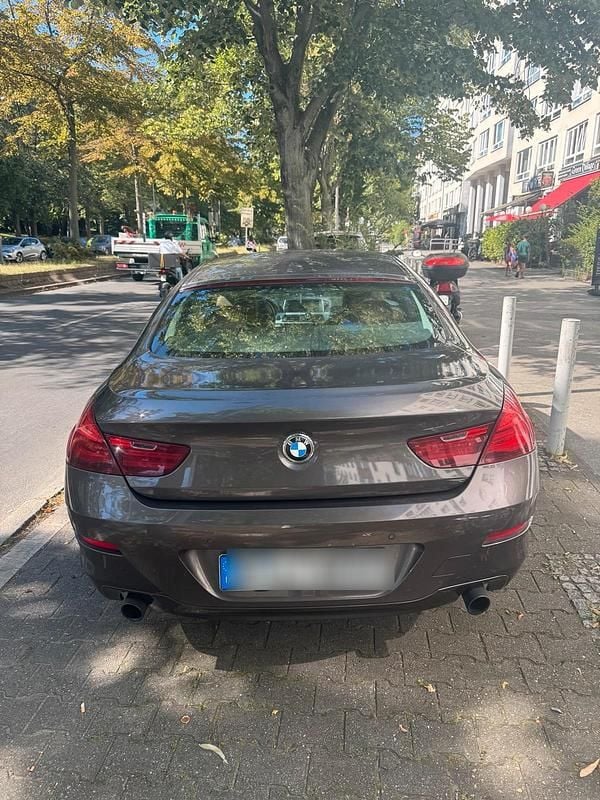Braun Gebraucht 2013 BMW 640 Coupé | 20.700 € (Guter Preis) - Bild 1/4