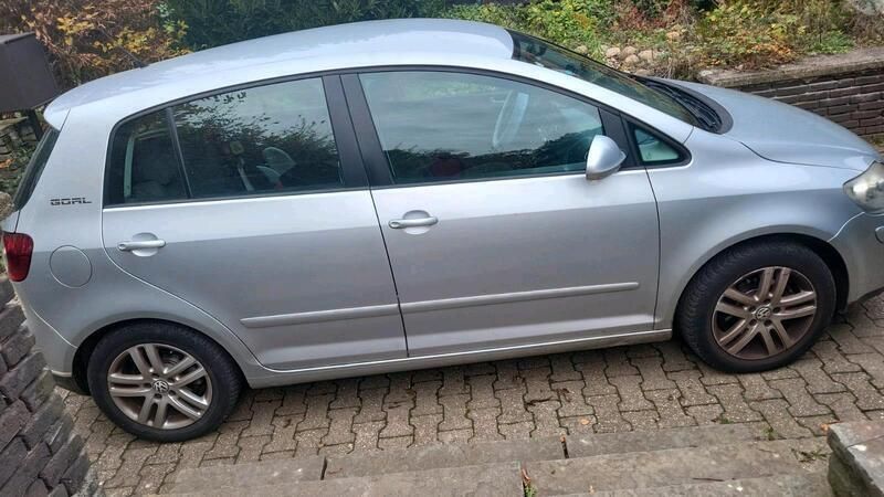 Silber Gebraucht 2006 VW Golf Plus Cross Van / Kleinbus | 1.500 € (Superpreis) - Bild 1/4