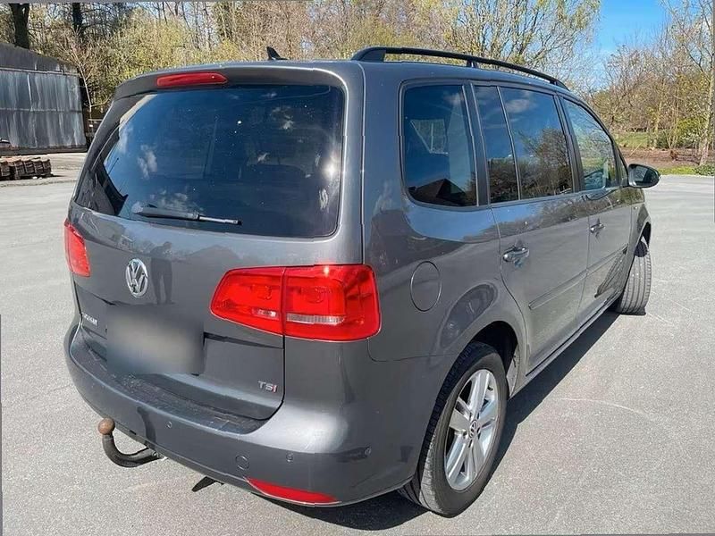 Gebraucht VW Touran Match 140 PS (102 kW) 2012 Grau Van / Kleinbus