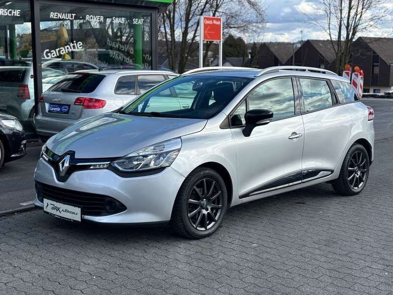 Grau Gebraucht 2015 Renault Clio GrandTour Kombi | 9.990 € (Fairer Preis) - Bild 1/4