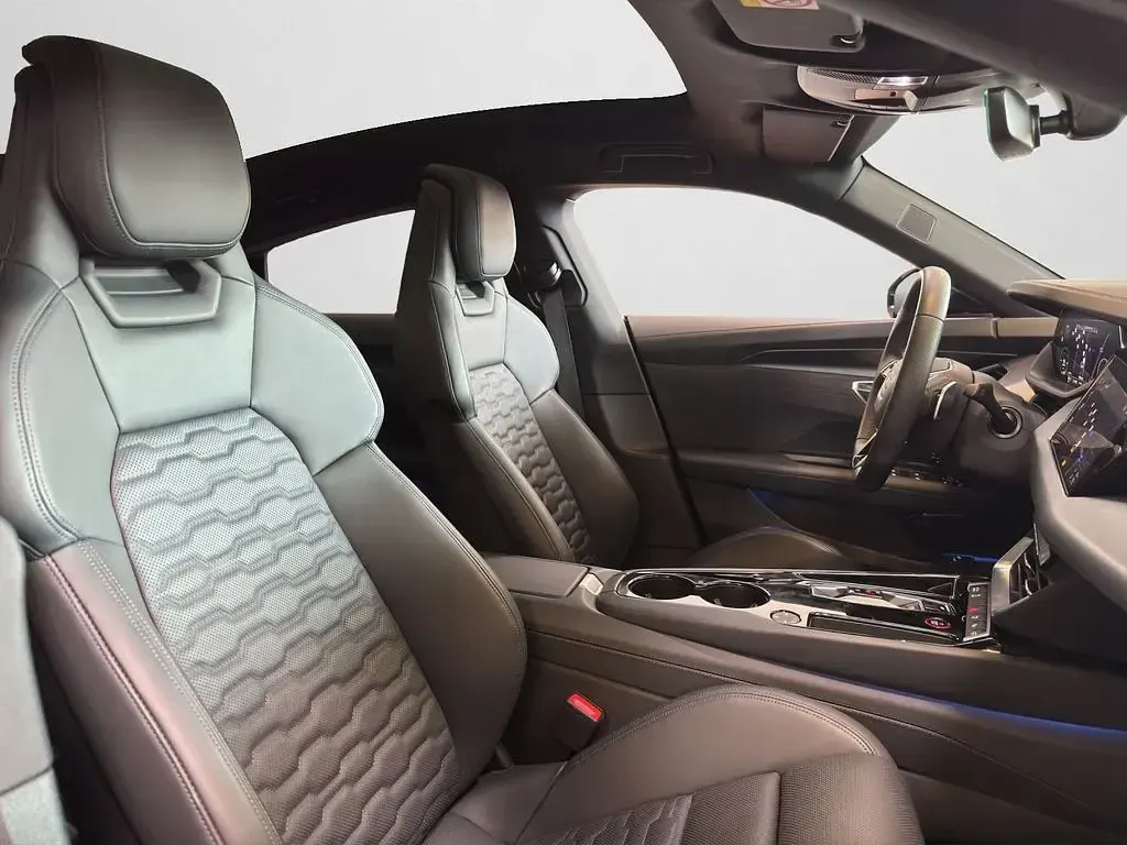 Gebraucht Audi e-tron GT quattro Premium 350 kW (476 PS) 2023 Ascariblau metallic (metallic) Limousine