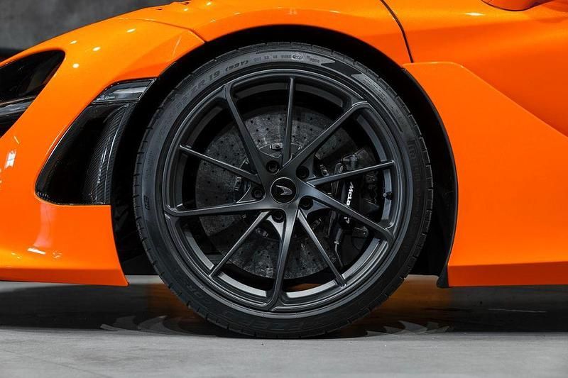 Gebraucht McLaren 750S 751 PS (552 kW) 2025 Orange