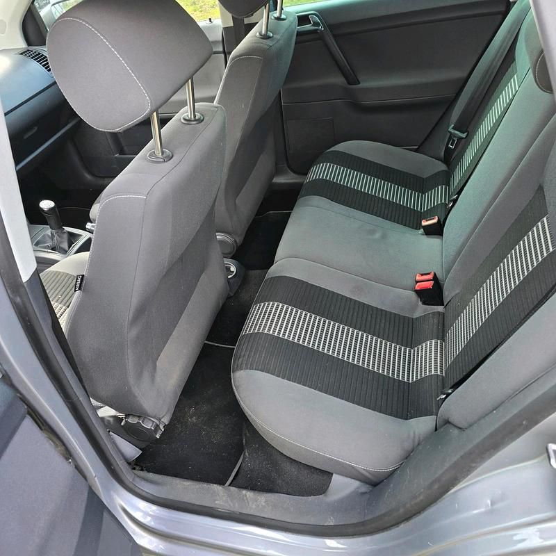 Gebraucht VW Polo 69 PS (50 kW) 2007 Silber Kleinwagen