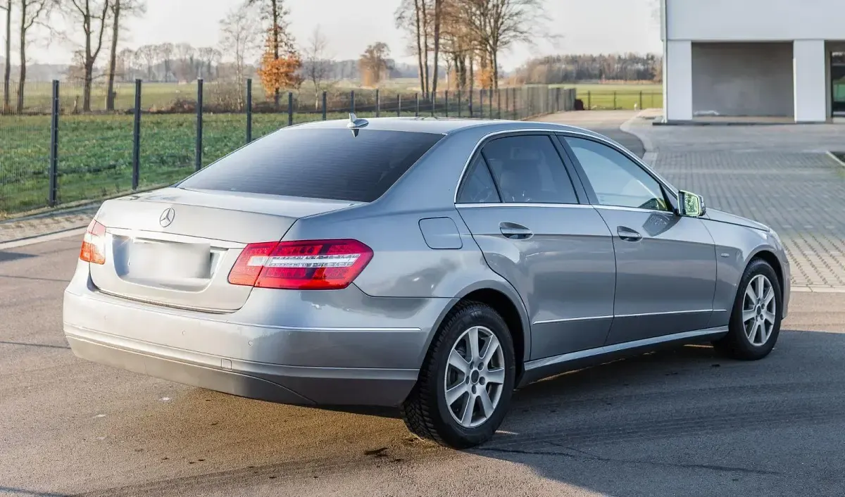 Brugt Mercedes E250 204 HK (150 kW) 2011 Grå Sedan