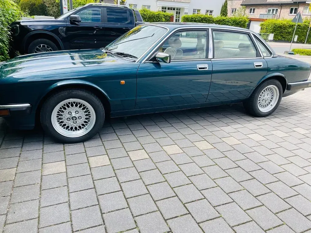 Gebraucht Jaguar XJ40 200 PS (147 kW) 1993 Blau Limousine