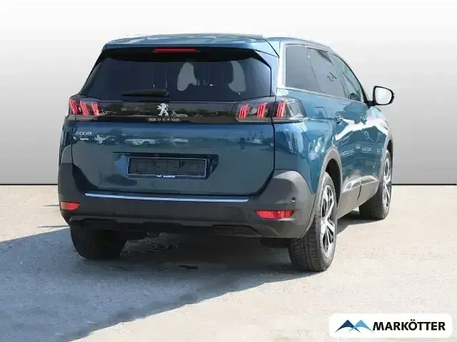 Gebraucht Peugeot 5008 Allure 131 PS (96 kW) 2021 Blau SUV