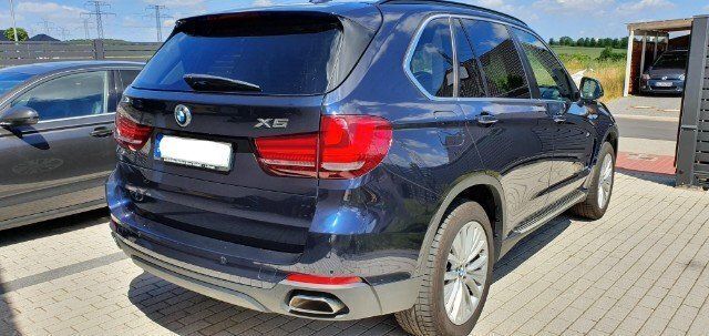 Gebraucht BMW X5 258 PS (189 kW) 2017 Blau metallic SUV