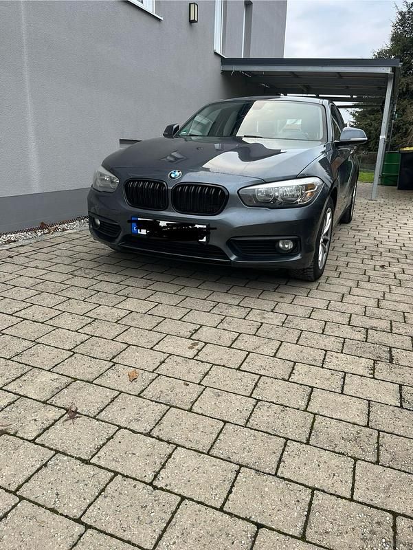 Gebraucht BMW 118 Advantage 136 PS (100 kW) 2017 Schwarz Kleinwagen