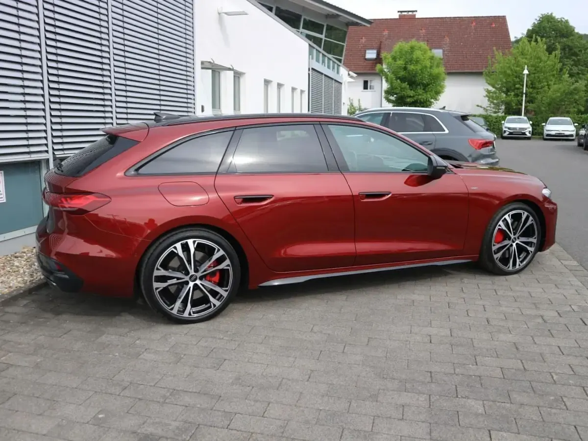Gebraucht Audi A5 Ambiente 367 PS (269 kW) 2025 Kombi