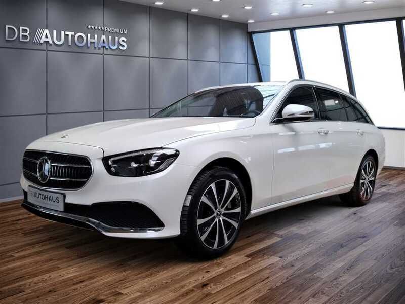 Weiß Gebraucht 2022 Mercedes E300 Kombi | 36.490 € (Guter Preis) - Bild 1/4