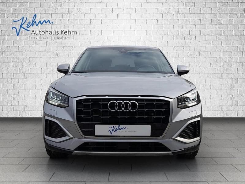Używany Audi Q2 Advanced Plus 150 KM (110 kW) 2024 Srebrny SUV