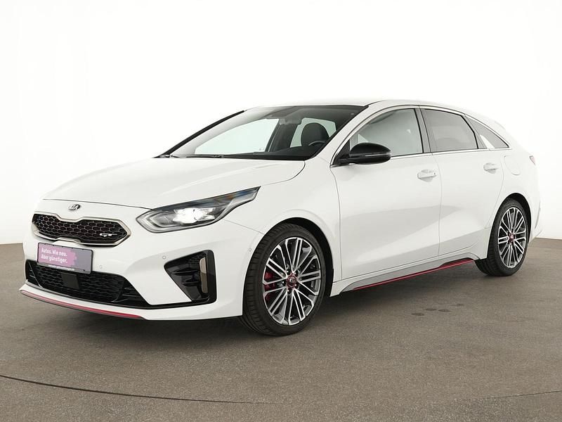 Deluxeweiss Gebraucht 2021 Kia ProCeed GT Kleinwagen | 24.824 € (Guter Preis) - Bild 1/4