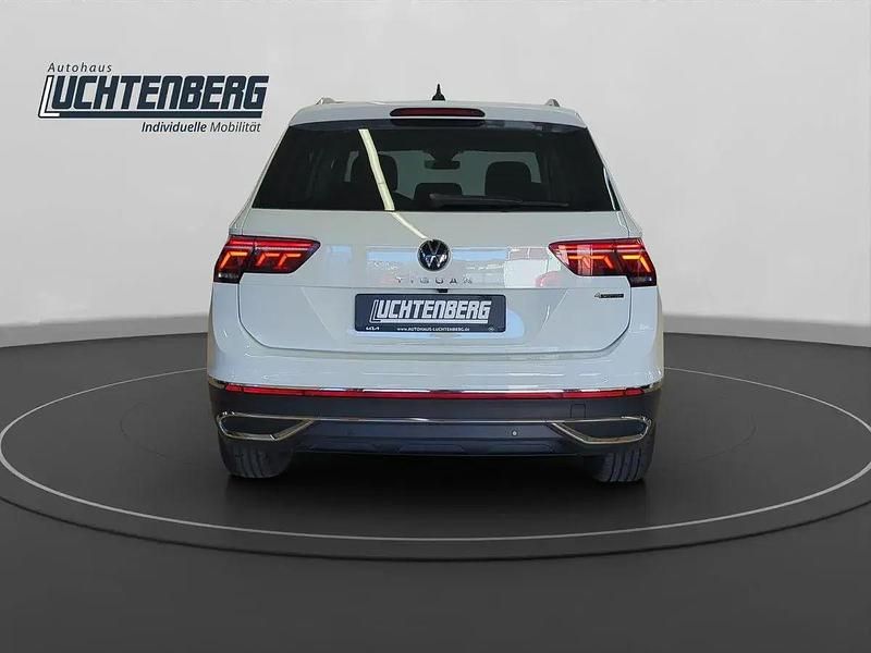 Gebraucht VW Tiguan Elegance 200 PS (147 kW) 2021 Andere SUV