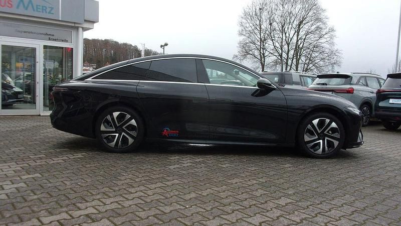 Neu DFSK Forthing 7 101 PS (74 kW) 2025 Schwarz Limousine