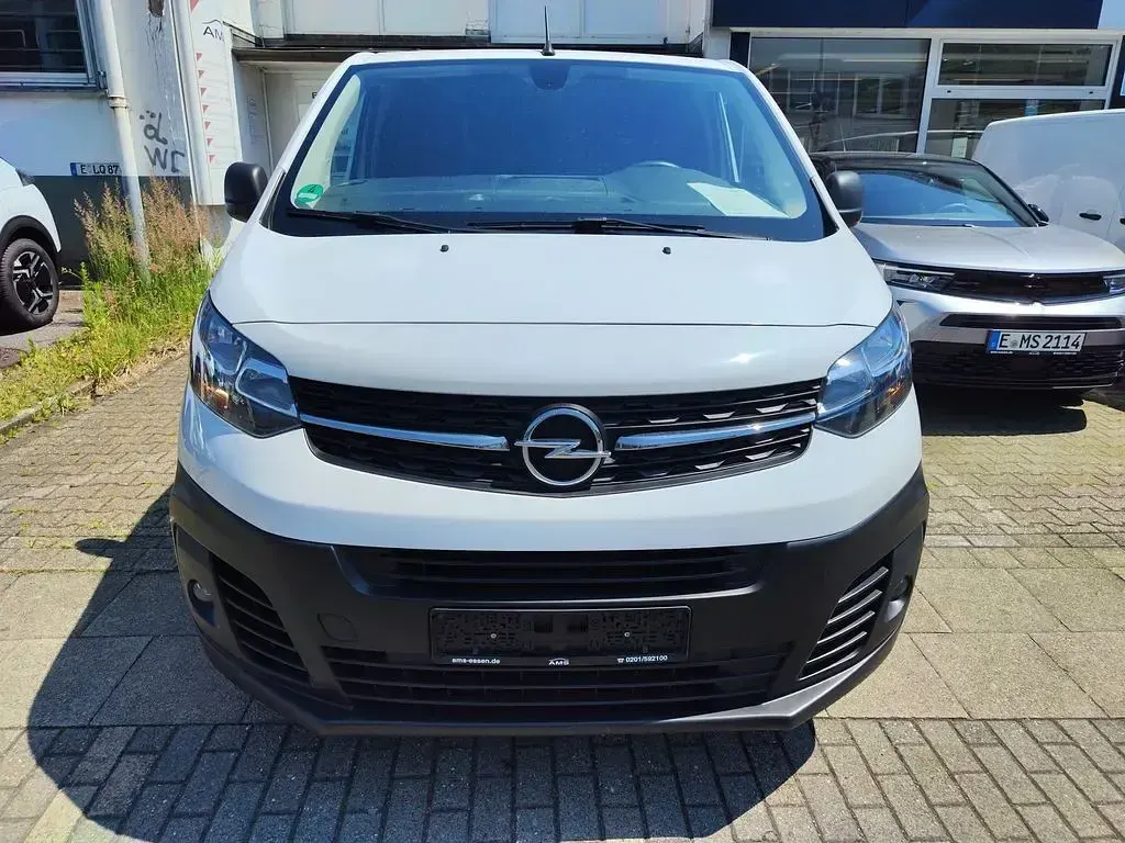 Gebraucht Opel Vivaro-e Combi Edition 120 PS (88 kW) 2023 Weiß Van / Kleinbus