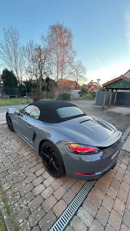 Gebraucht Porsche 718 Chrono 299 PS (219 kW) 2016 Grau Cabrio