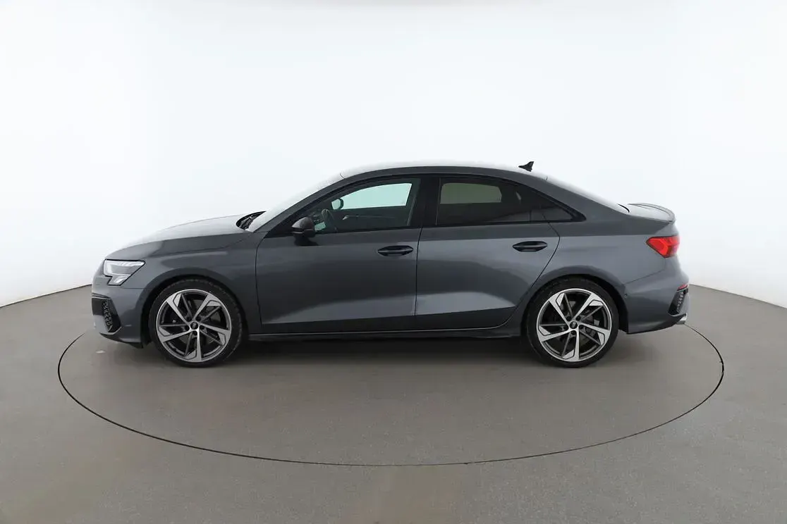 Gebraucht Audi S3 2022 Grau Limousine