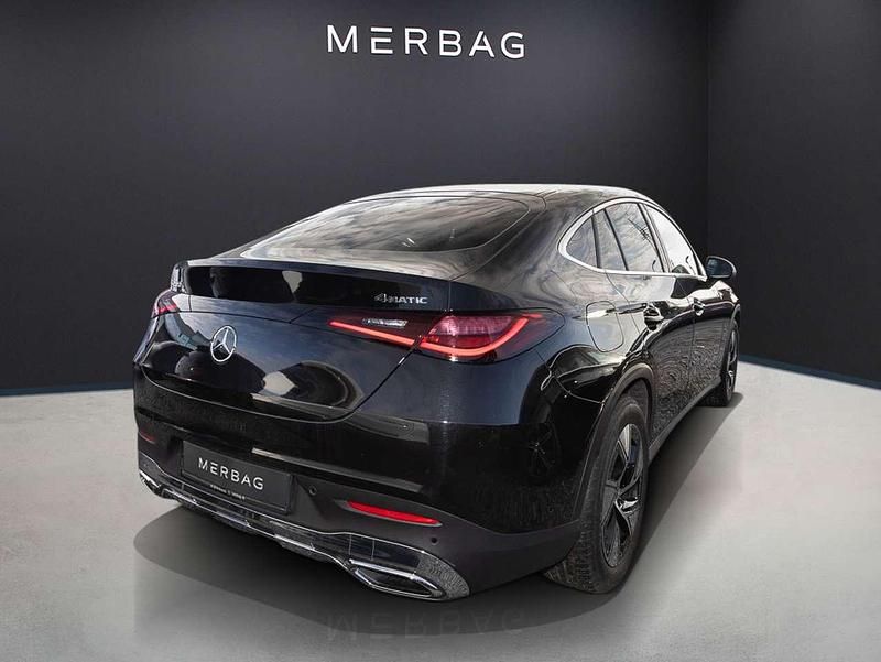 Gebraucht Mercedes GLC200 204 PS (150 kW) 2025 Metalliclack obsidianschwarz SUV