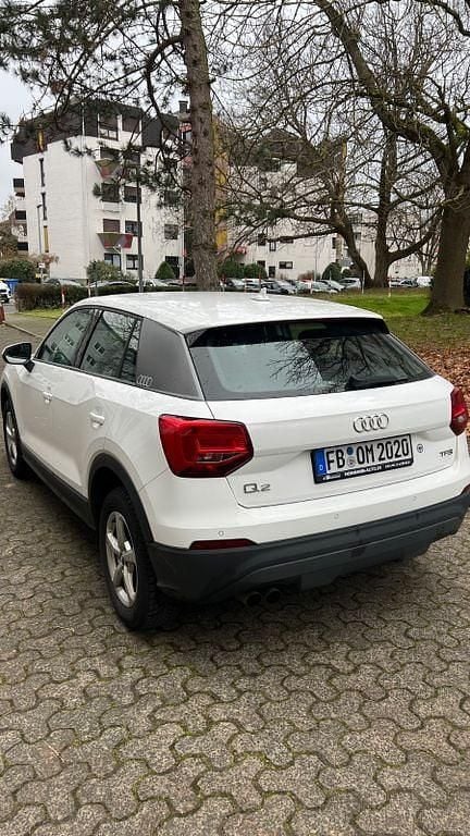 Gebraucht Audi Q2 Sport 150 PS (110 kW) 2017 Weiß SUV