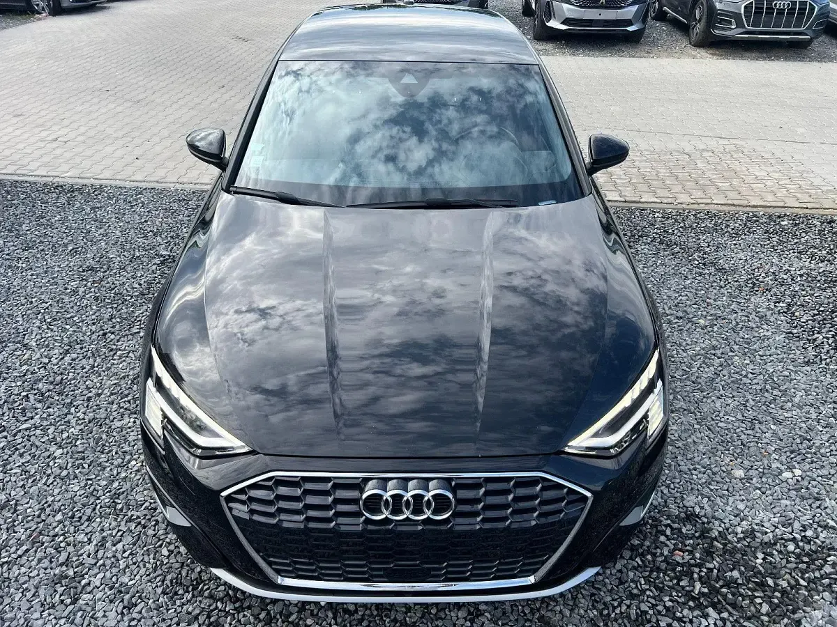 Używany Audi A3 Sportback Advanced 150 KM (110 kW) 2022 Czarny Hatchback