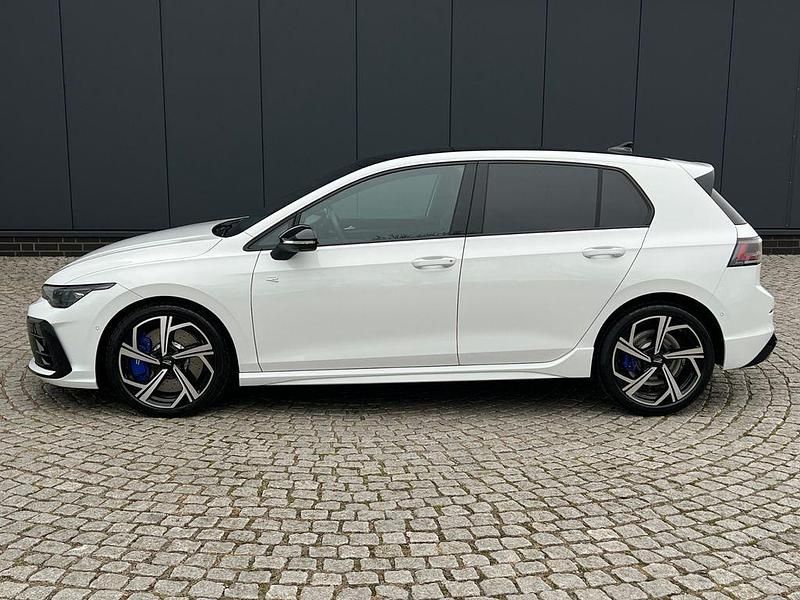 Neu VW Golf VIII R 333 PS (244 kW) 2025 Pure white/ pure white Limousine