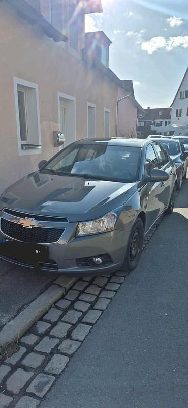 Gebraucht Chevrolet Cruze 2011 Grau Limousine