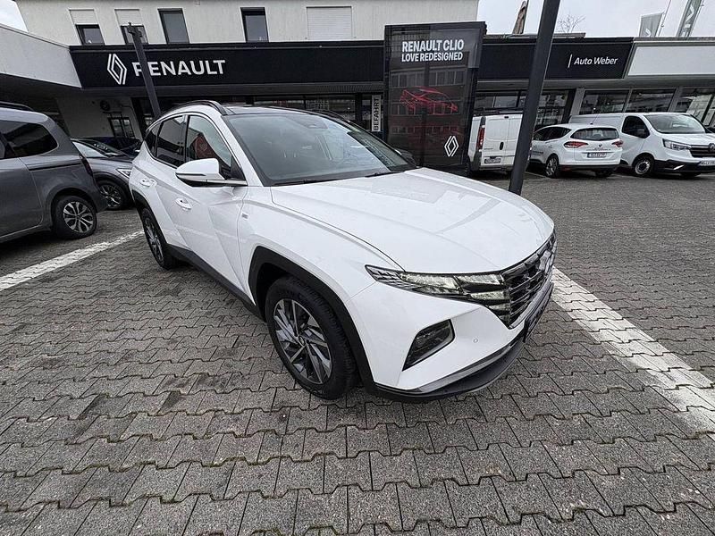 Gebraucht Hyundai Tucson Trend 150 PS (110 kW) 2023 Weiß SUV