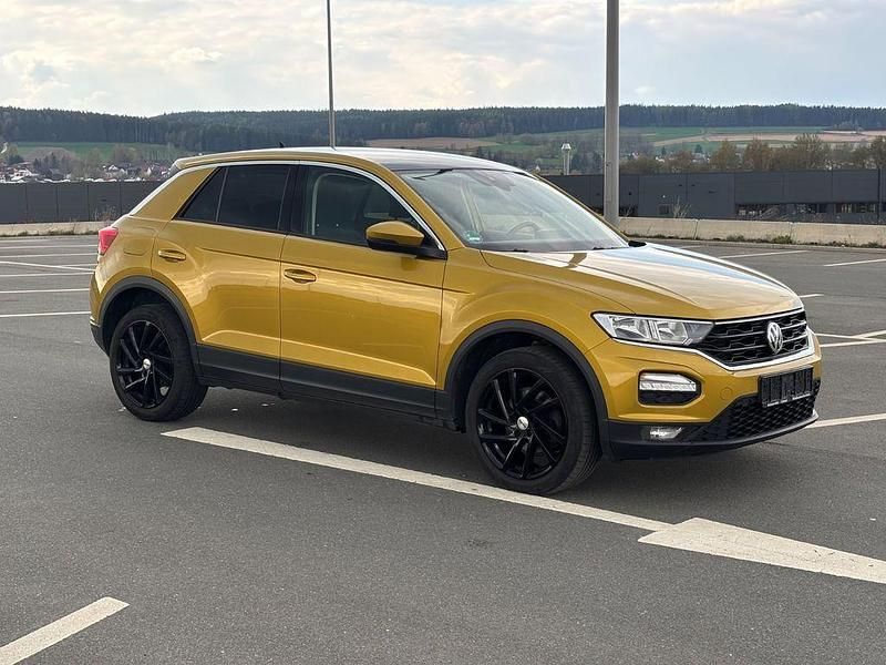 Gebraucht VW T-Roc 116 PS (85 kW) 2018 Gelb SUV