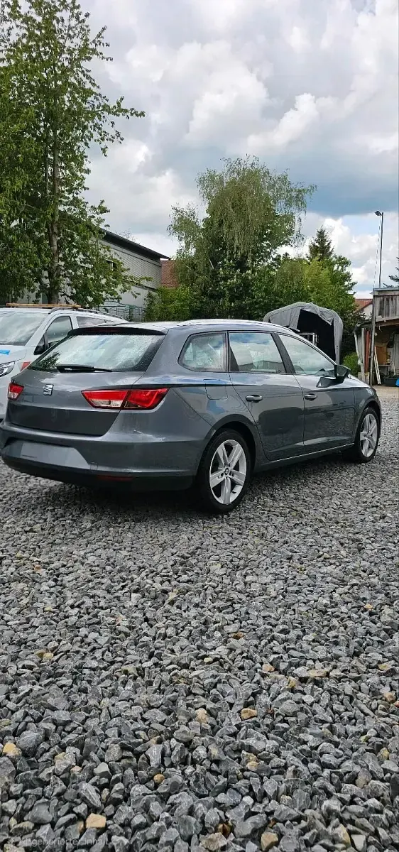 Gebraucht Seat Leon 105 PS (77 kW) 2014 Grau Kombi