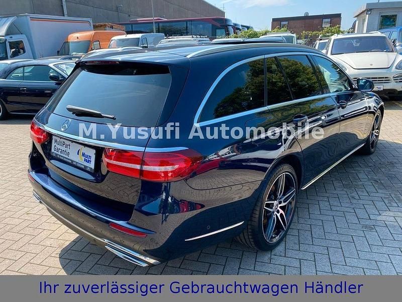 Gebraucht Mercedes E400 340 PS (250 kW) 2020 Blau Limousine