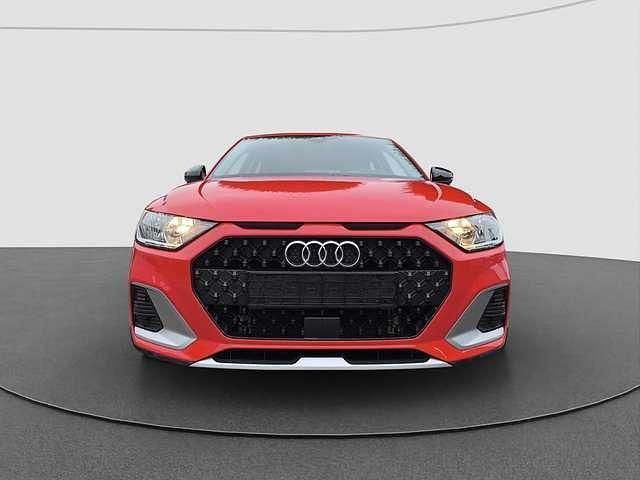 Gebraucht Audi A1 Comfort 110 PS (80 kW) 2021 Rot metallic Kleinwagen
