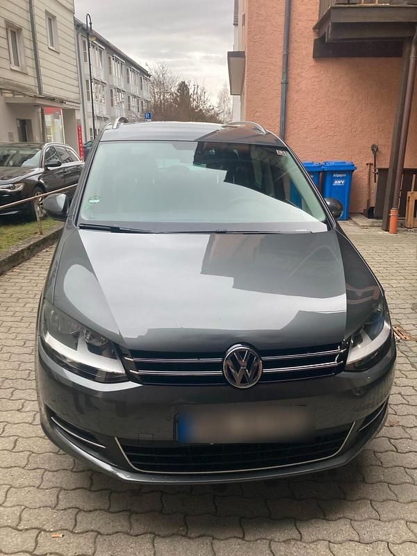 Gebraucht VW Sharan 140 PS (102 kW) 2011 Grau Van / Kleinbus