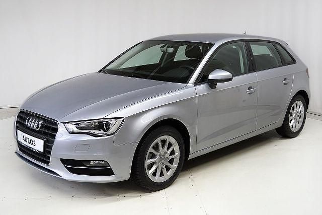 Gebraucht Audi A3 Attraction 125 PS (91 kW) 2016 Silber metallic Limousine