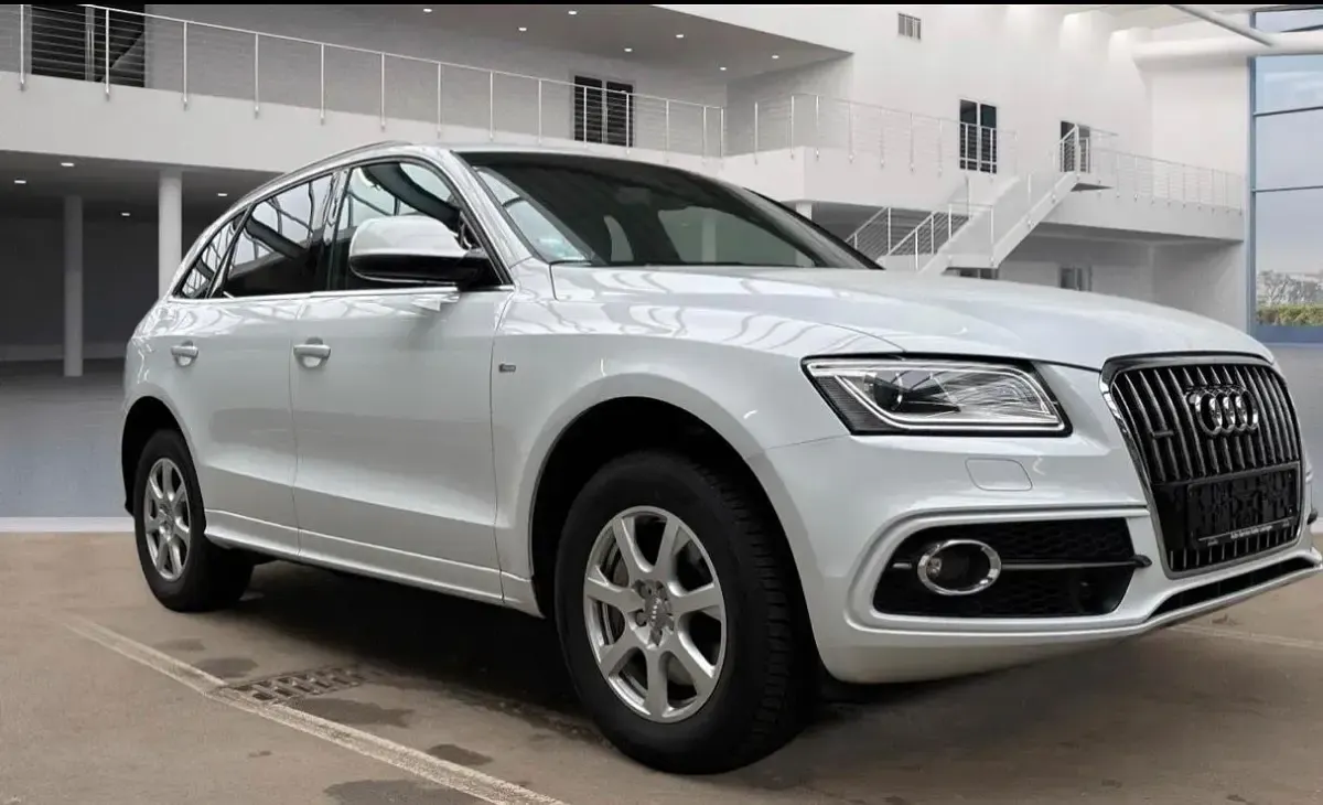 Gebraucht Audi Q5 S-Line 258 PS (189 kW) 2016 Gletscherweiß metallic SUV