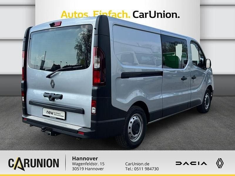 Gebraucht Renault Trafic Komfort 170 PS (125 kW) 2024 Highlandgrau Van / Kleinbus