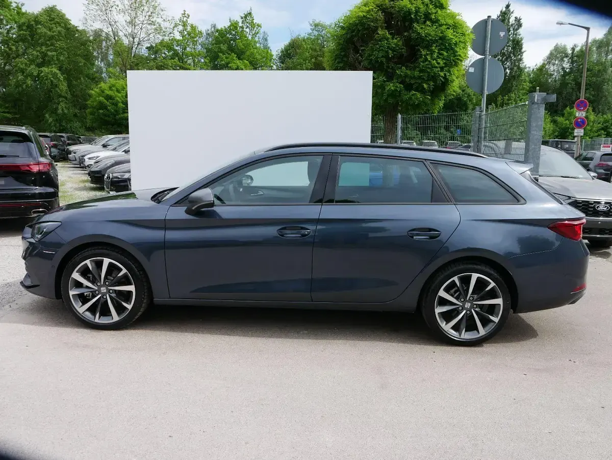 Neu Seat Leon ST FR 150 PS (110 kW) 2026 Magnetic tech grey Kombi
