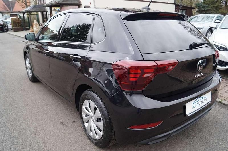 Gebraucht VW Polo 95 PS (69 kW) 2022 Schwarz Kleinwagen