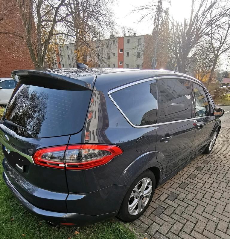 Gebraucht Ford S-MAX Titanium S 200 PS (147 kW) 2011 Grau Van / Kleinbus