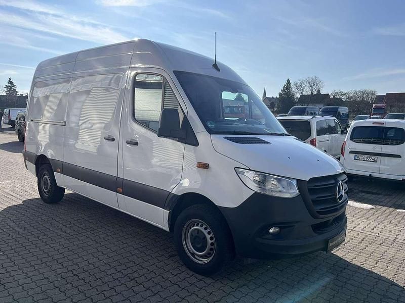 Gebraucht Mercedes Sprinter 170 PS (125 kW) 2024 Arktikweiß Van