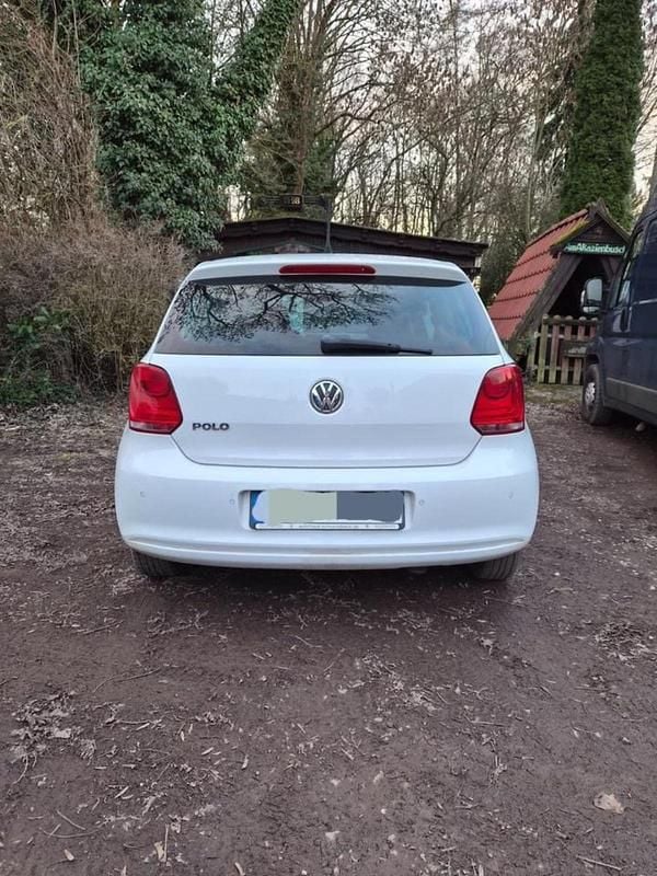 Gebraucht VW Polo 60 PS (44 kW) 2010 Weiß Kleinwagen