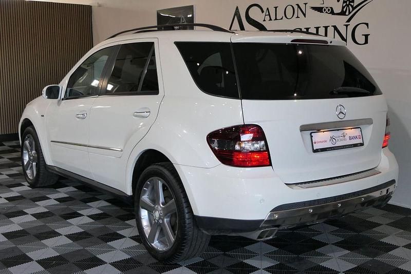 Gebraucht Mercedes ML420 AMG Edition 1 306 PS (225 kW) 2008 Weiß SUV