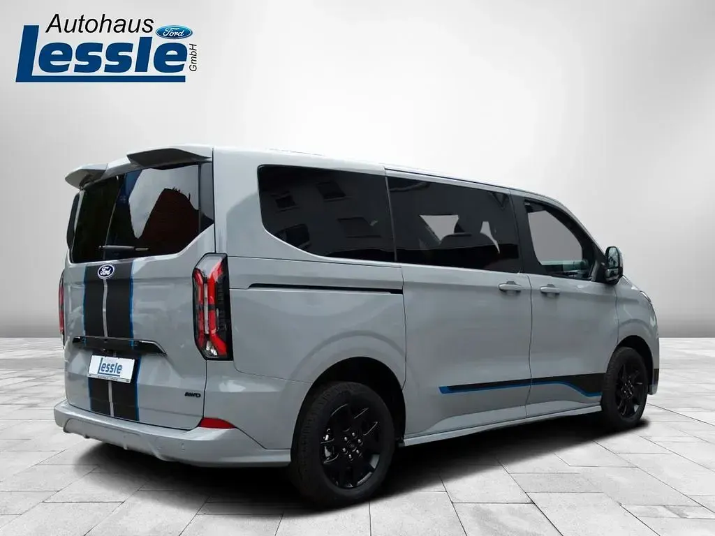 Neu Ford Tourneo Sport 170 PS (125 kW) 2026 Grau Van / Kleinbus