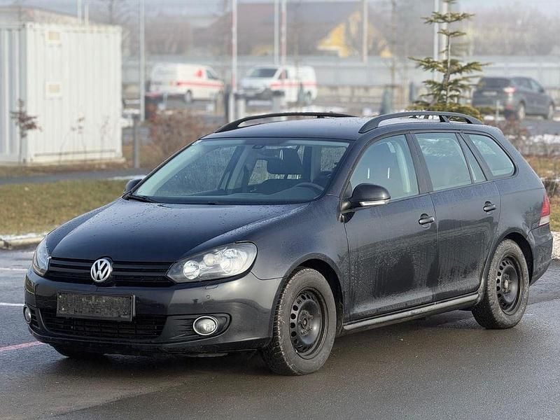 Schwarz Gebraucht 2011 VW Golf VI Trendline Kleinwagen | 2.490 € (Fairer Preis) - Bild 1/4