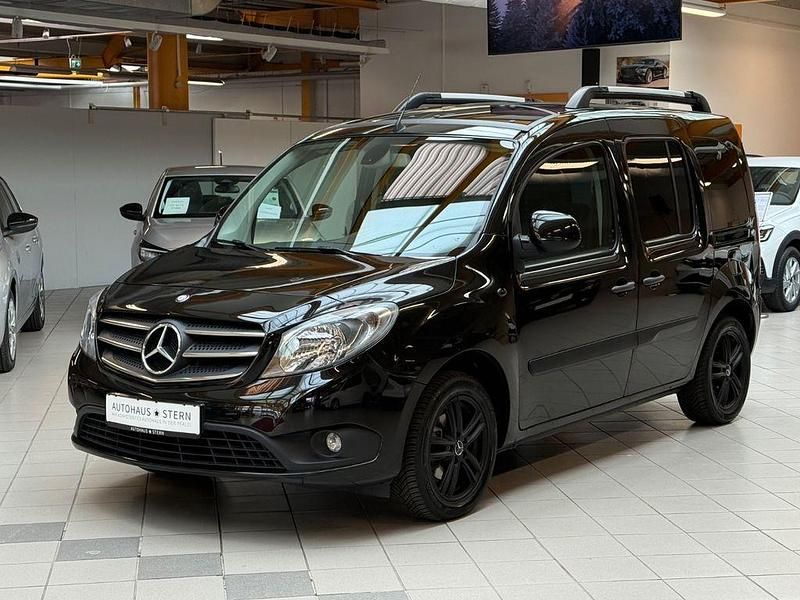 Gebraucht Mercedes Citan 112 114 PS (83 kW) 2017 Schwarz Kombi