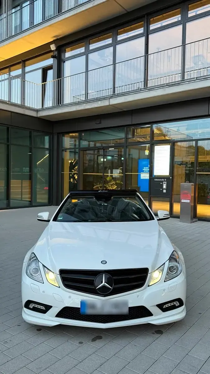 Gebraucht Mercedes E350 AMG 265 PS (194 kW) 2012 Weiß Cabrio