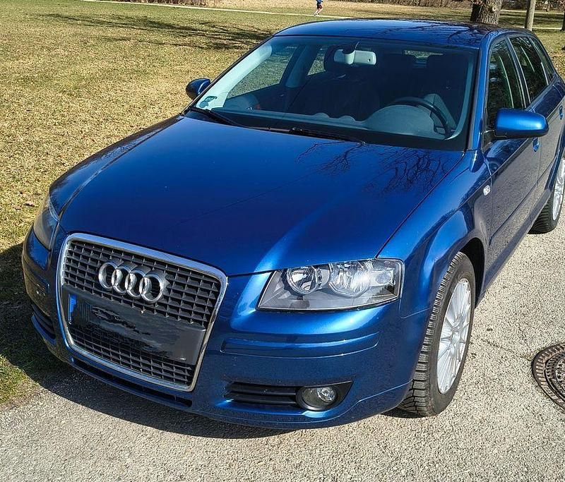 Gebraucht Audi A3 Sport 116 PS (85 kW) 2004 Blau Kleinwagen