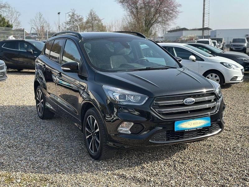 Gebraucht Ford Kuga ST-Line 150 PS (110 kW) 2019 Schwarz SUV