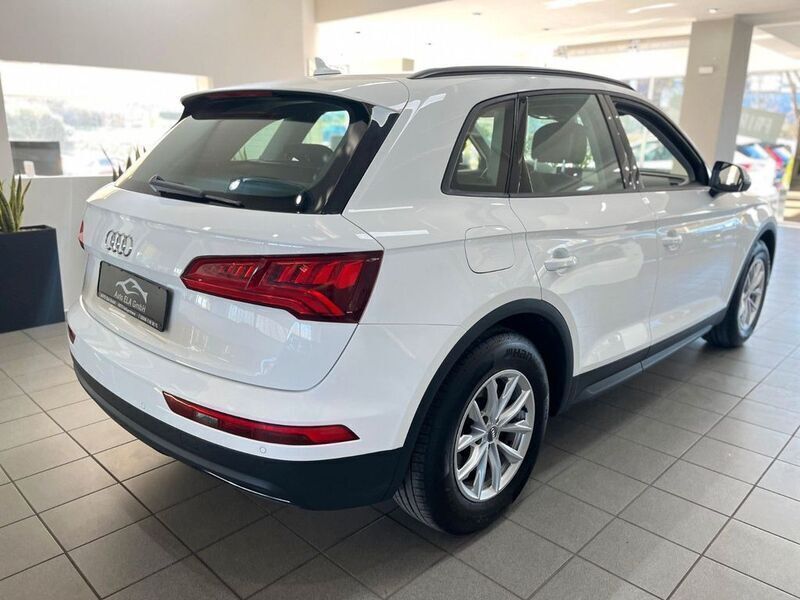 Gebraucht Audi Q5 Basis 163 PS (119 kW) 2020 Weiß SUV
